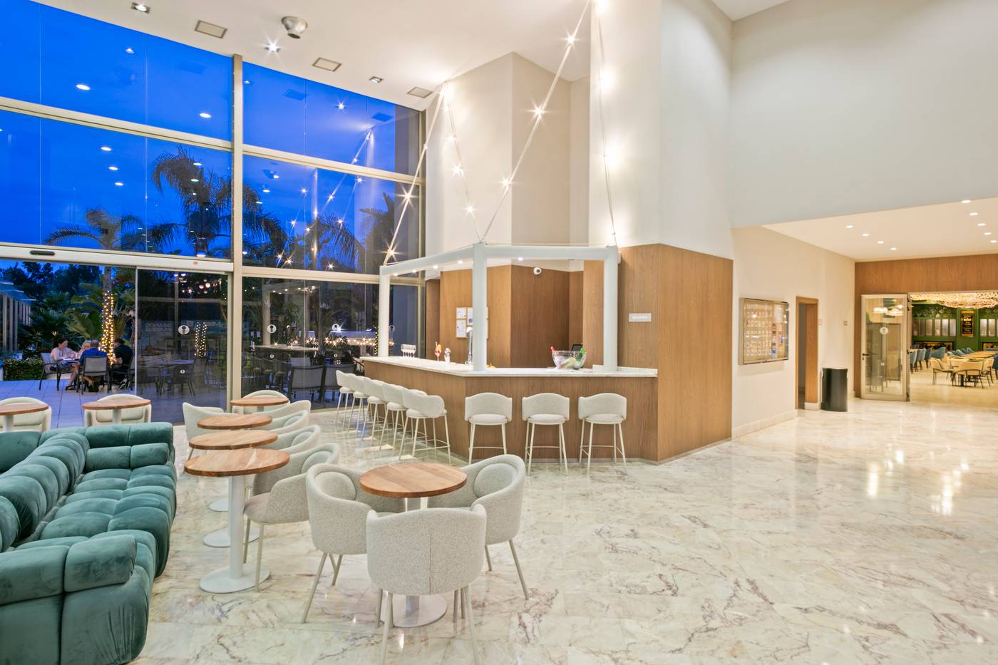 Sol-Costa-Daurada-Hotel-Lobby-40