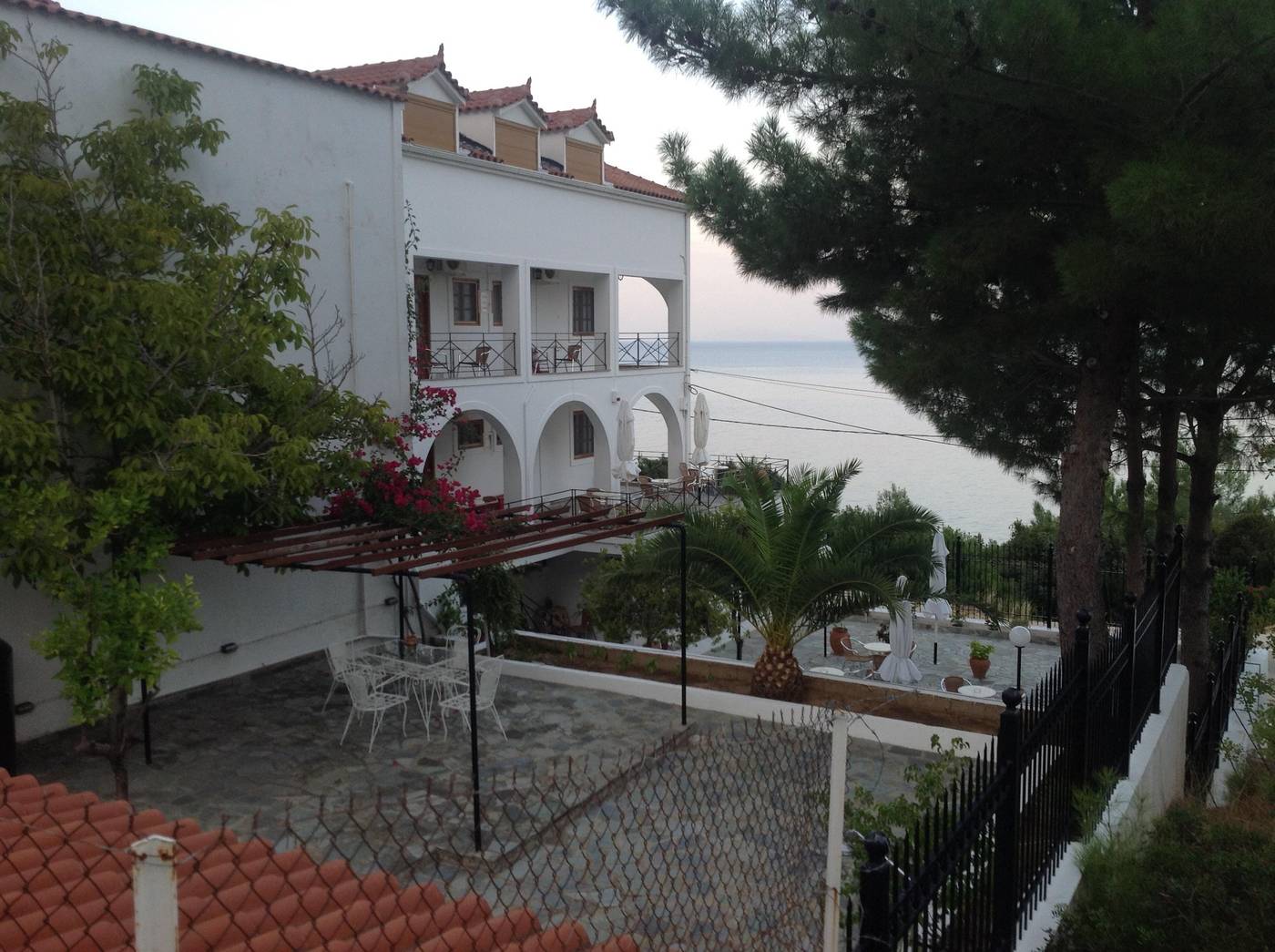 Travlos-Studios-General-view-2