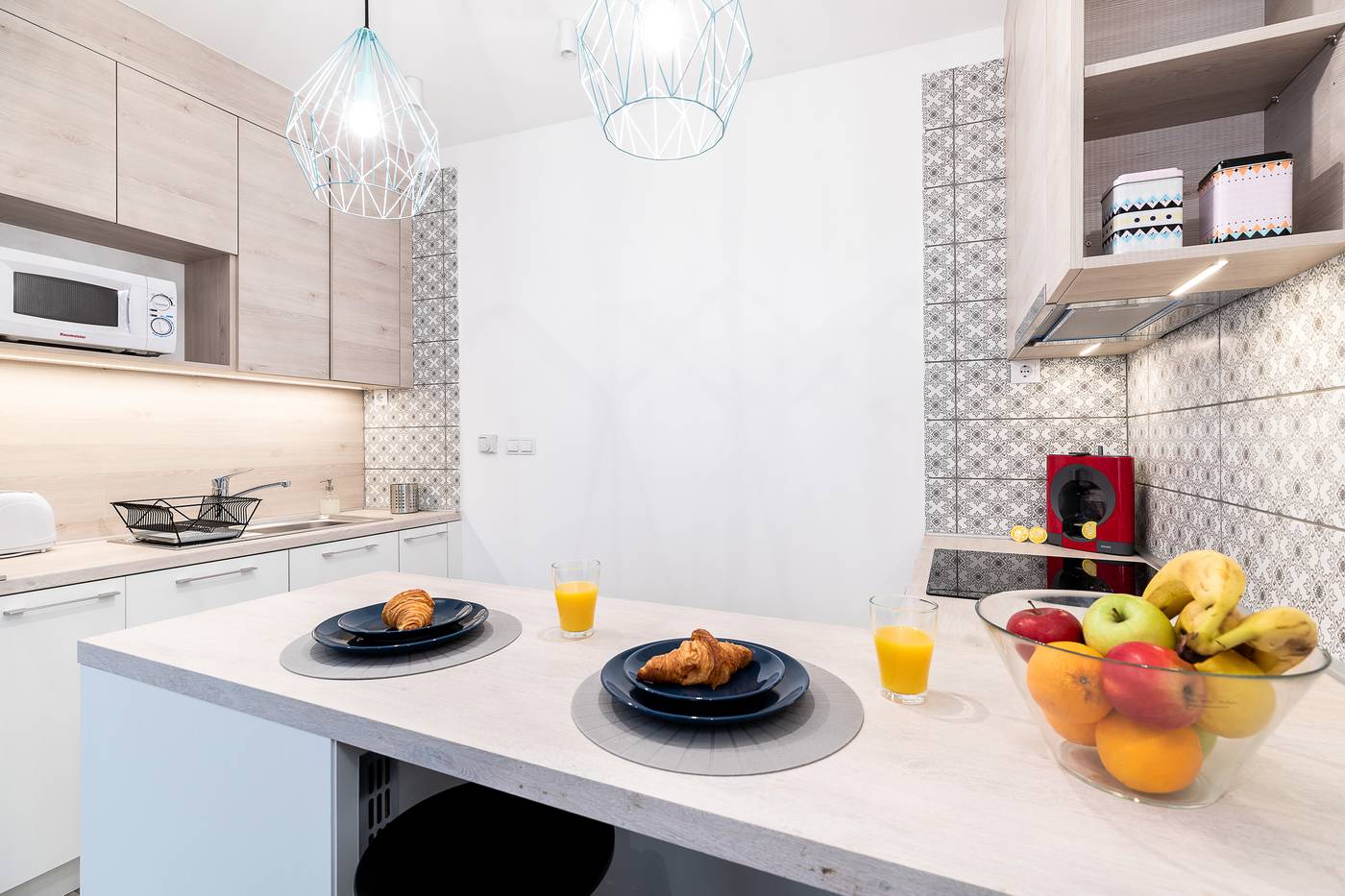 Vagabond-Broadway-Room-28