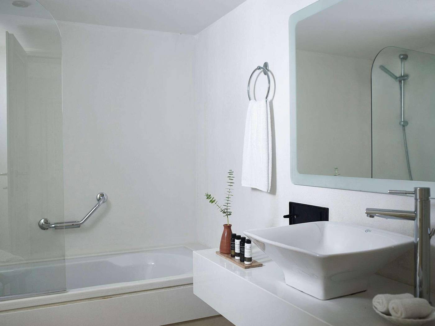 Creta-Maris-Beach-Resort-Room-94