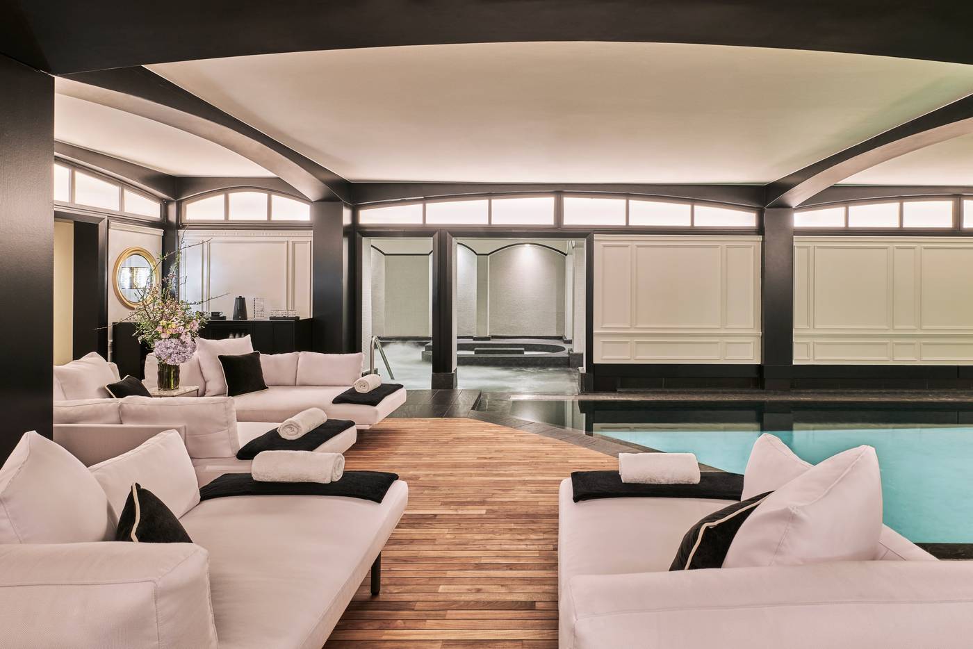 Hotel-Barriere-Le-Fouquets-Paris-Pool-66