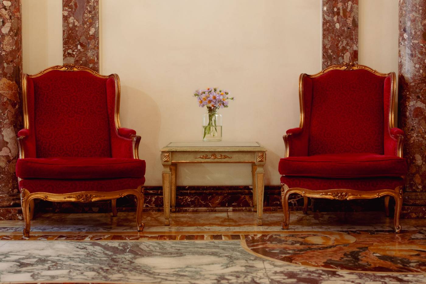 Des-Epoques-Hotel-Lobby-12