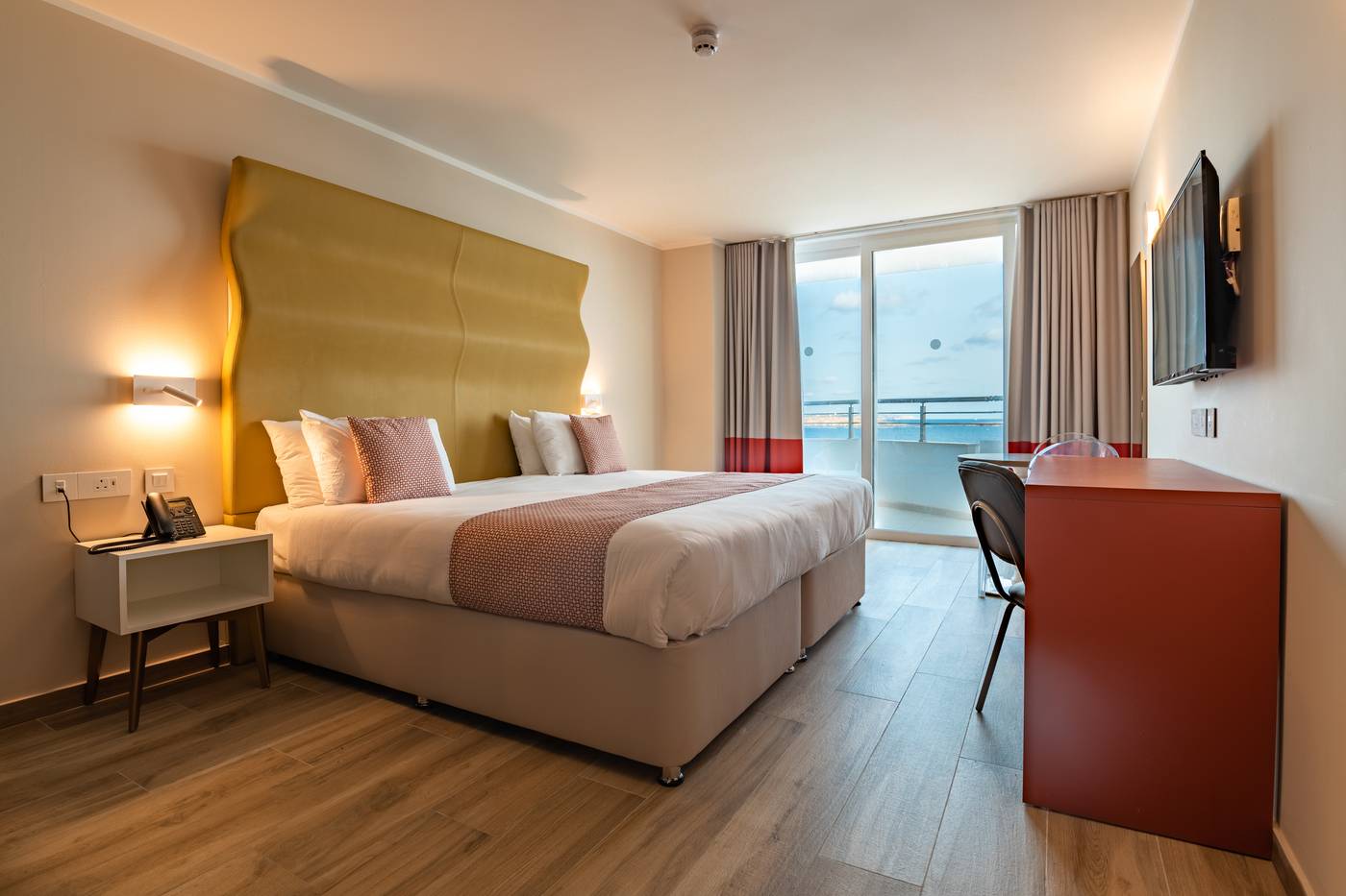 Seaview-Hotel---Adults-Only-16--Room-7