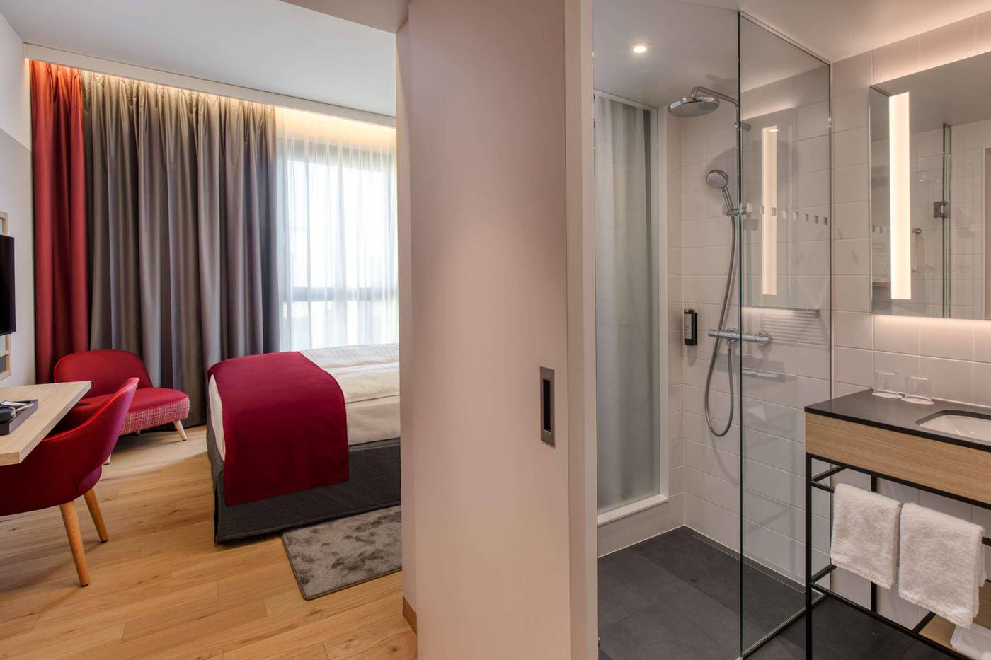 IntercityHotel-Berlin-Airport-BER-Terminal-1-2-Room-36