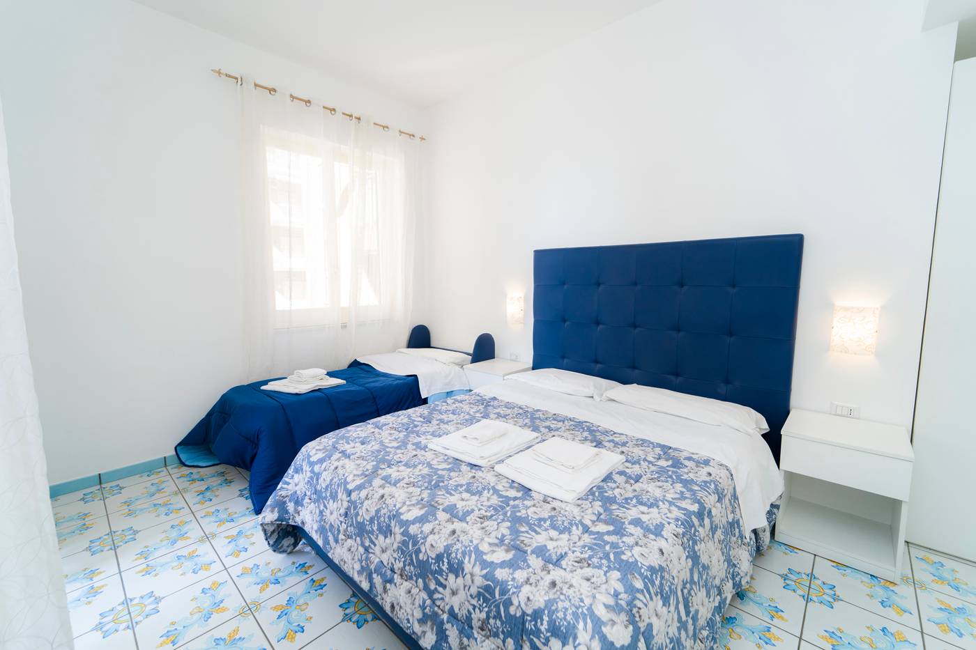 La-Casa-Di-Aurora-Room-2