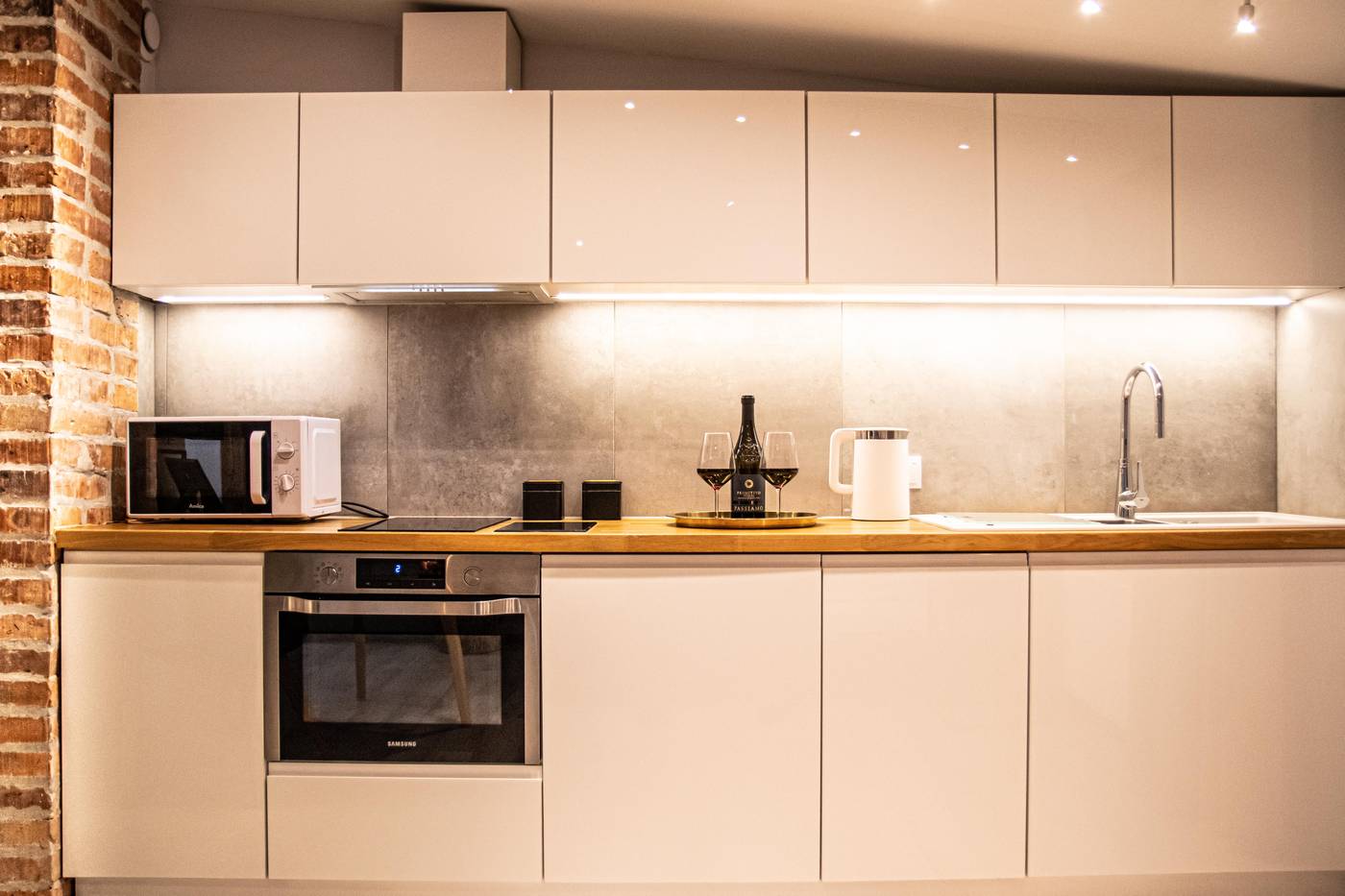 Wine-Apartments-Room-8