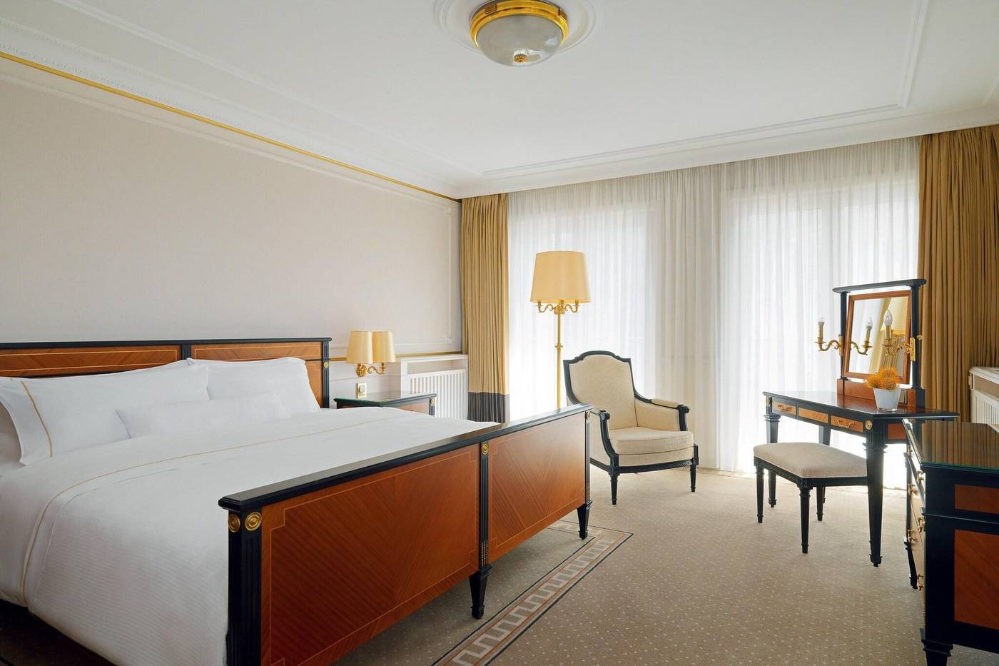 The-Westin-Grand-Berlin-Room-30