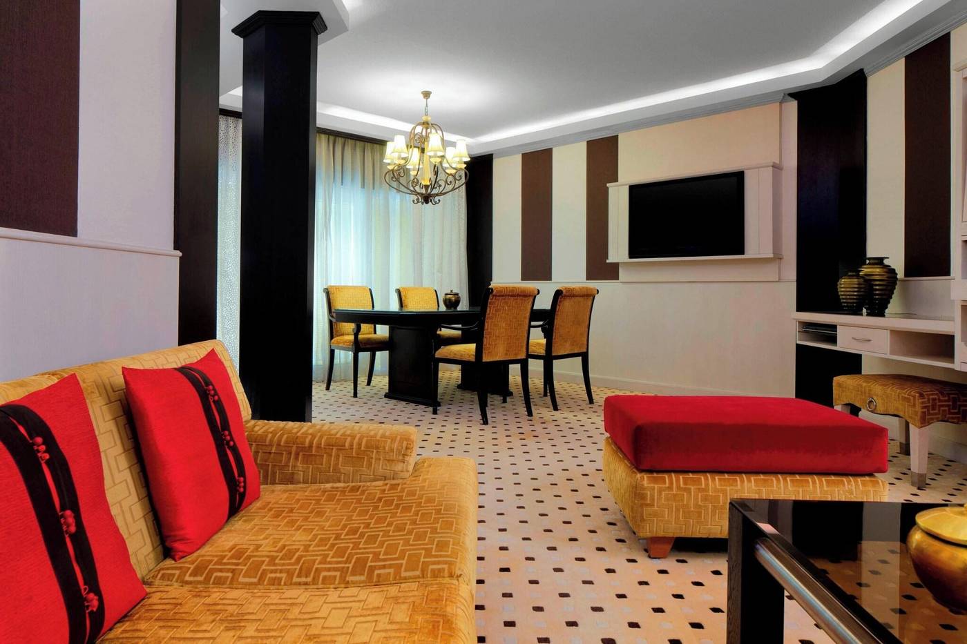 Le-Meridien-Dubai-Hotel---Conference-Centre-Room-49