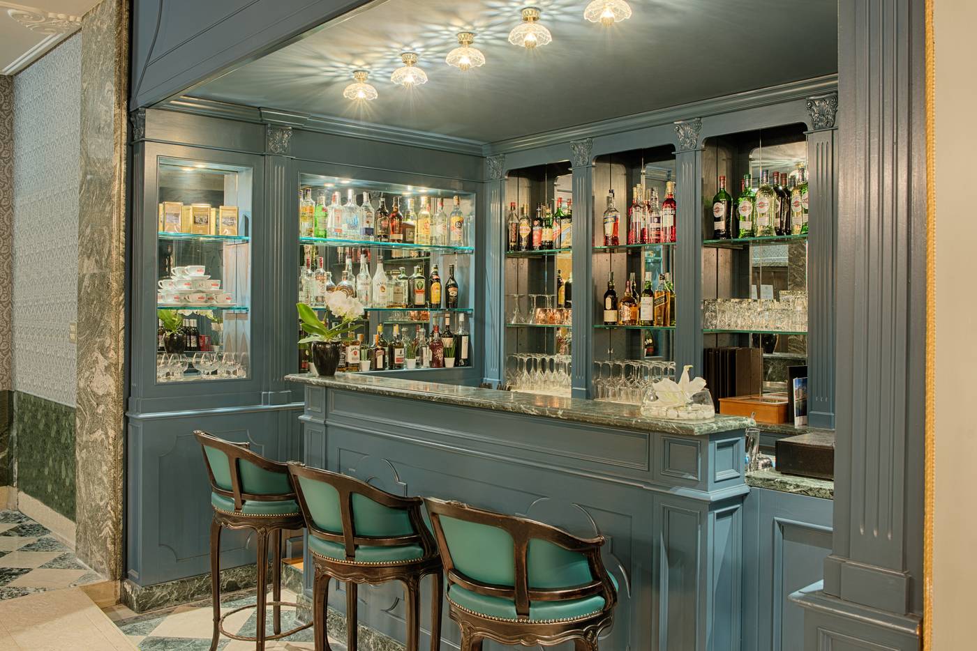 NH-Venezia-Santa-Lucia-Bar-7