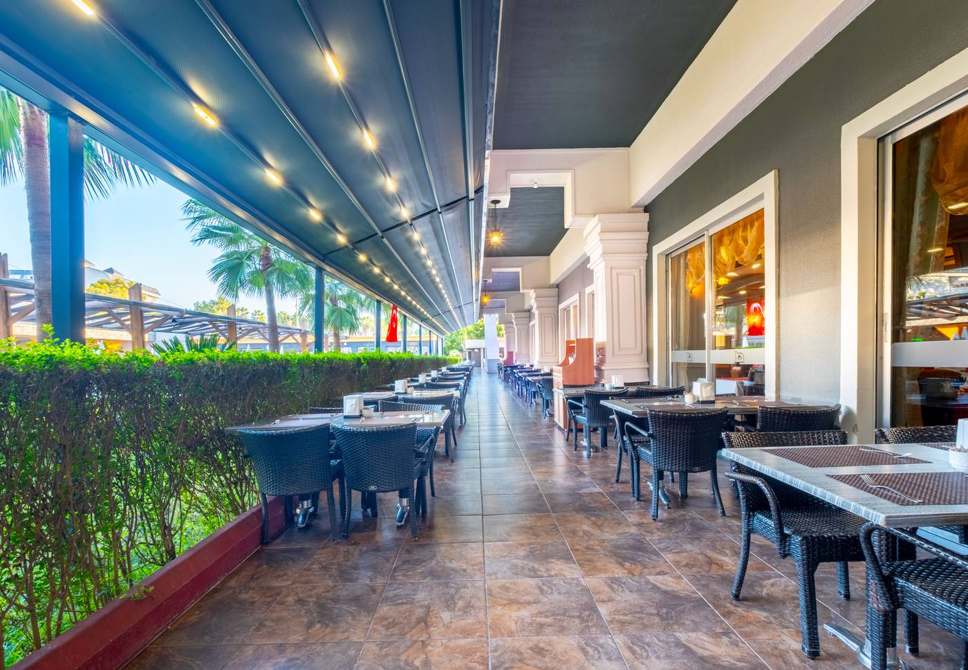 Senza-The-Inn-Resort---Spa-Restaurant-45