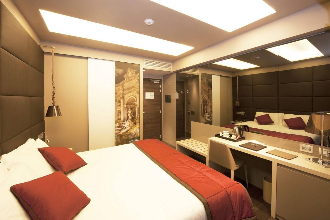 Harry-s-Bar-Trevi-Hotel---Restaurant-Room-37