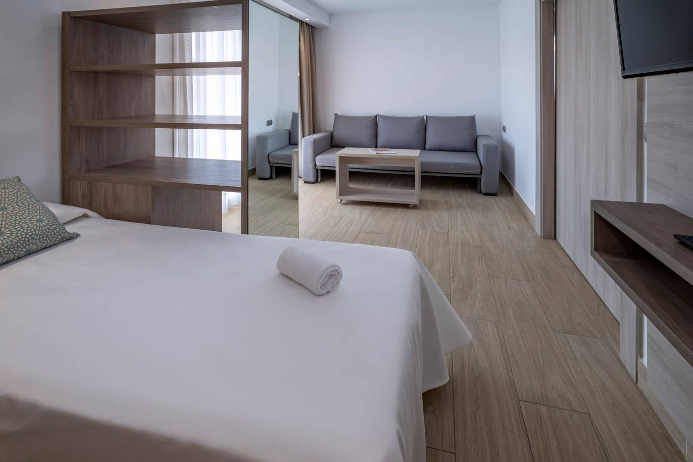 4R-Salou-Park-Resort-II-Room-21