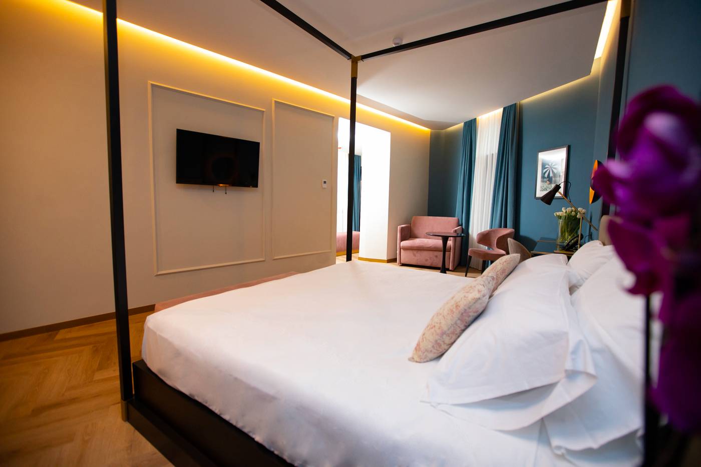 The-Major-Hotel-Room-19