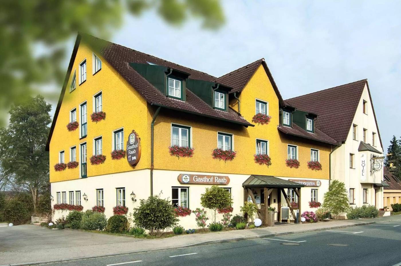 Hotel Gasthof Raab-Germany-SCHWABACH-General view-5