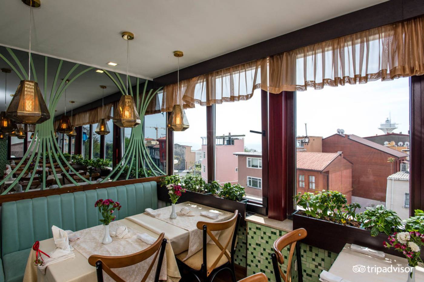 Almina-Hotel-Istanbul-Restaurant-4