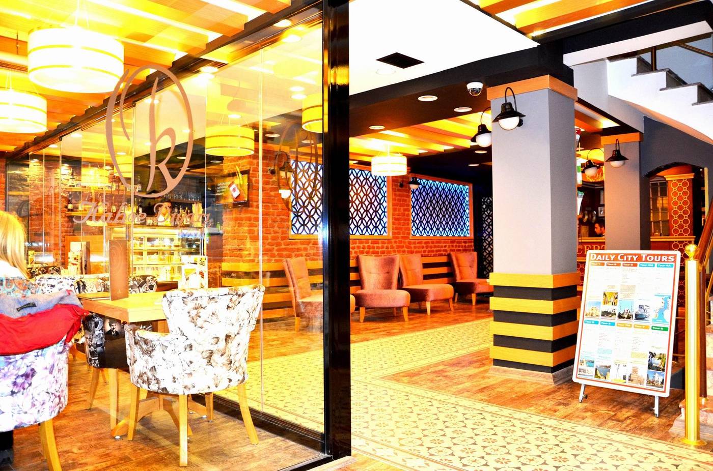 Best-Nobel-Hotel-Istanbul-Lobby-16