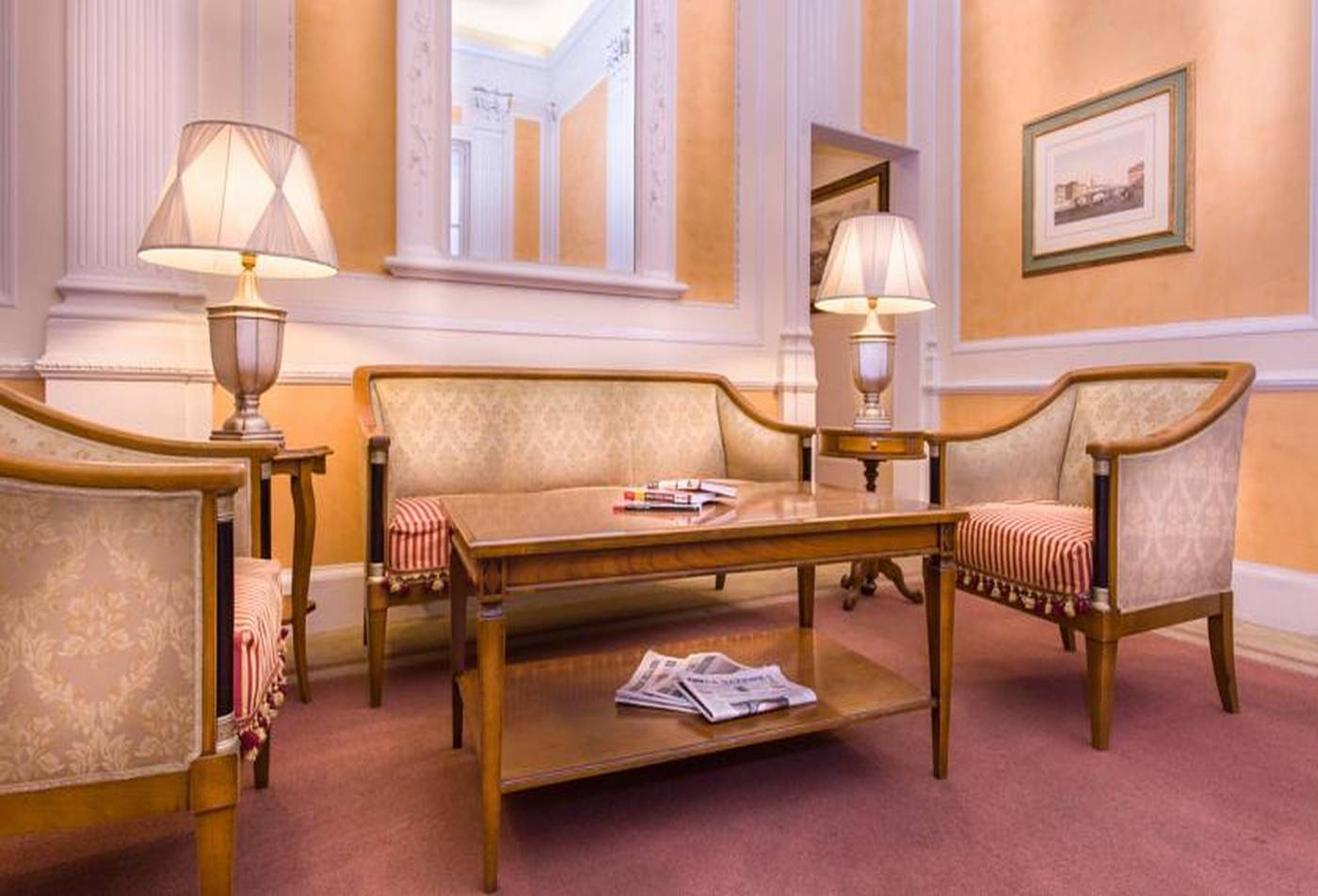 La-Fortezza-Lobby-10