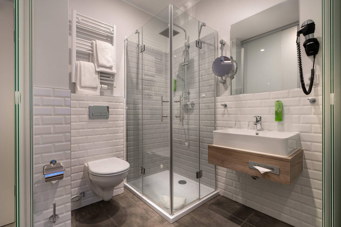 yggotel-Ravn-Room-50