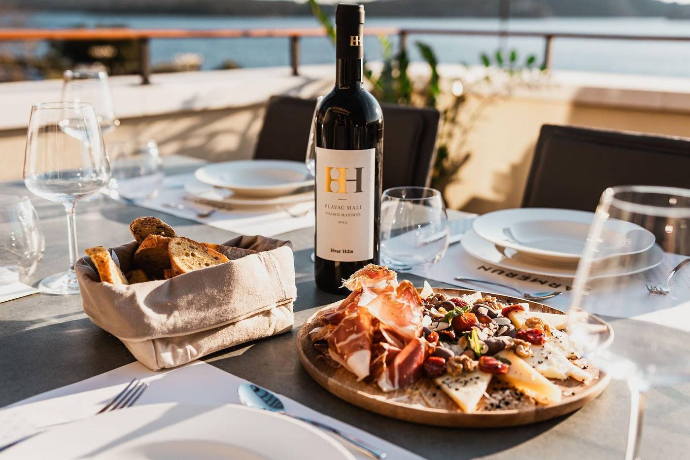 Armerun-Heritage-Hotel---Residences-Room-98