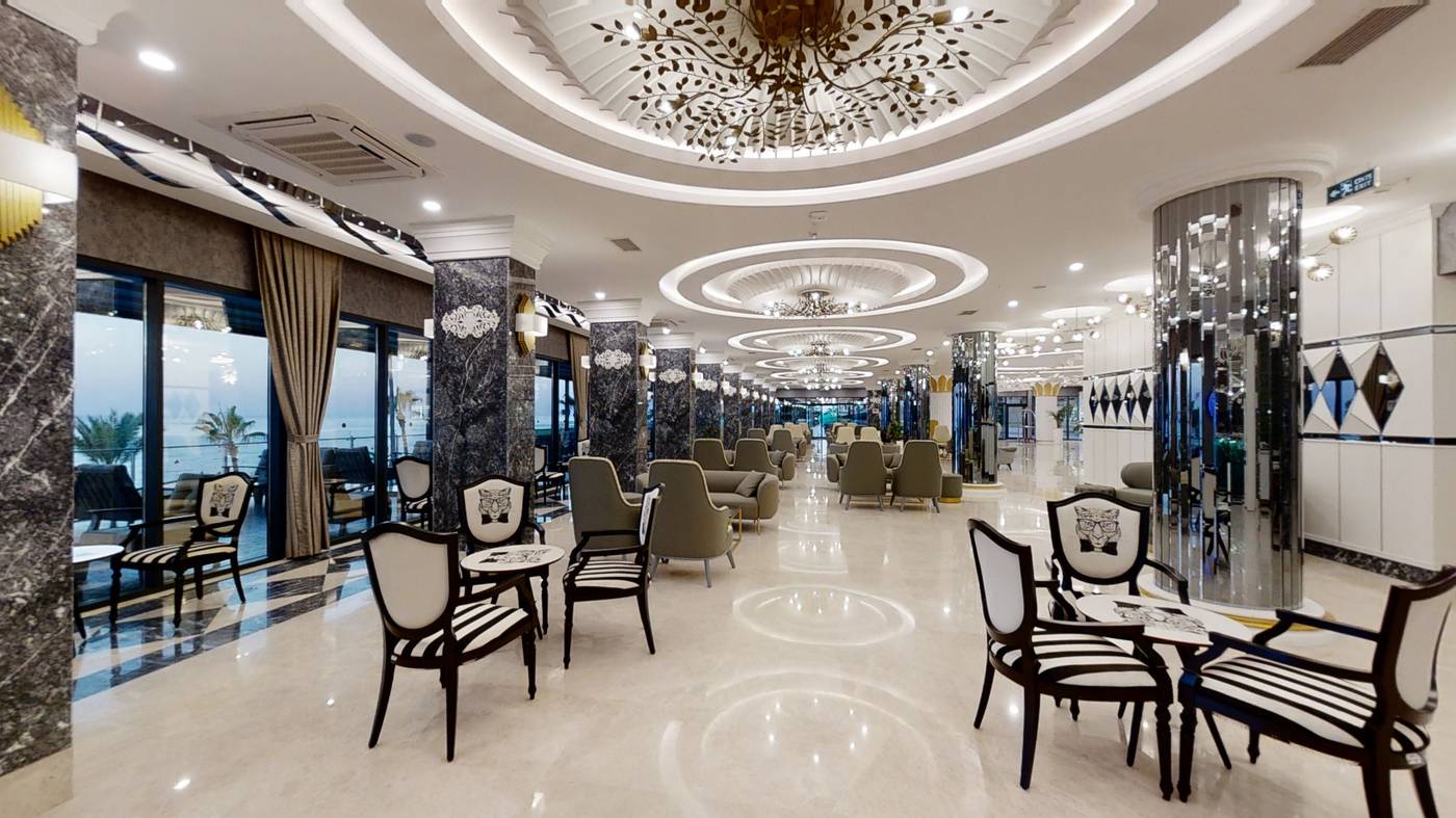 Aria Resort and Spa 