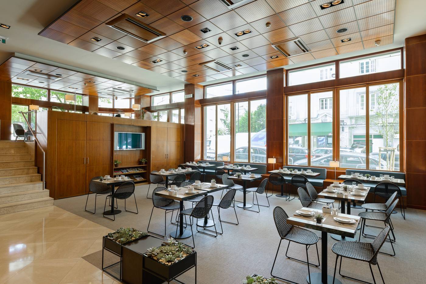 Dom-Carlos-Liberty-Restaurant-7