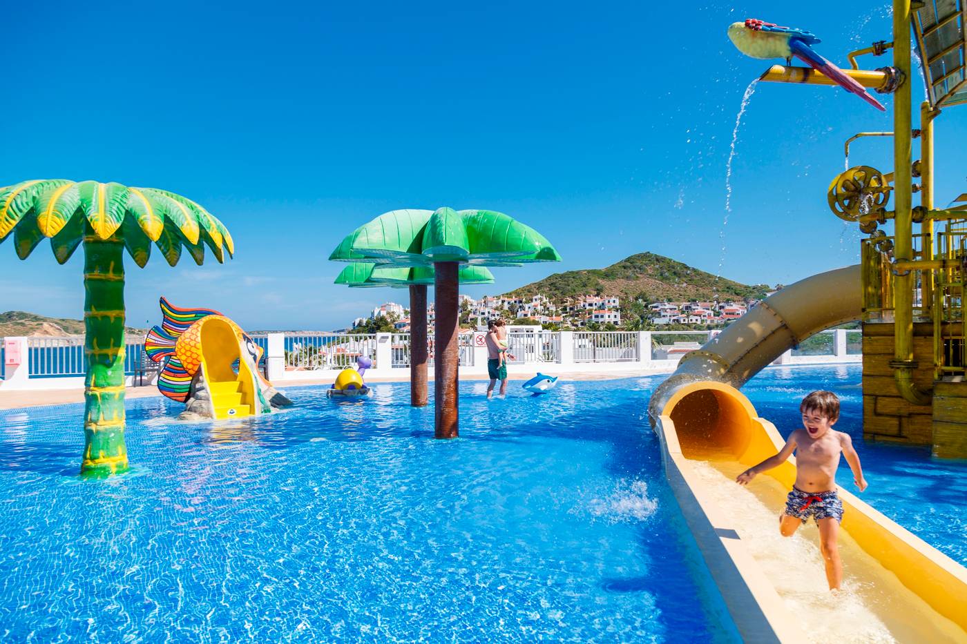 Carema-Club-Resort-Pool-55