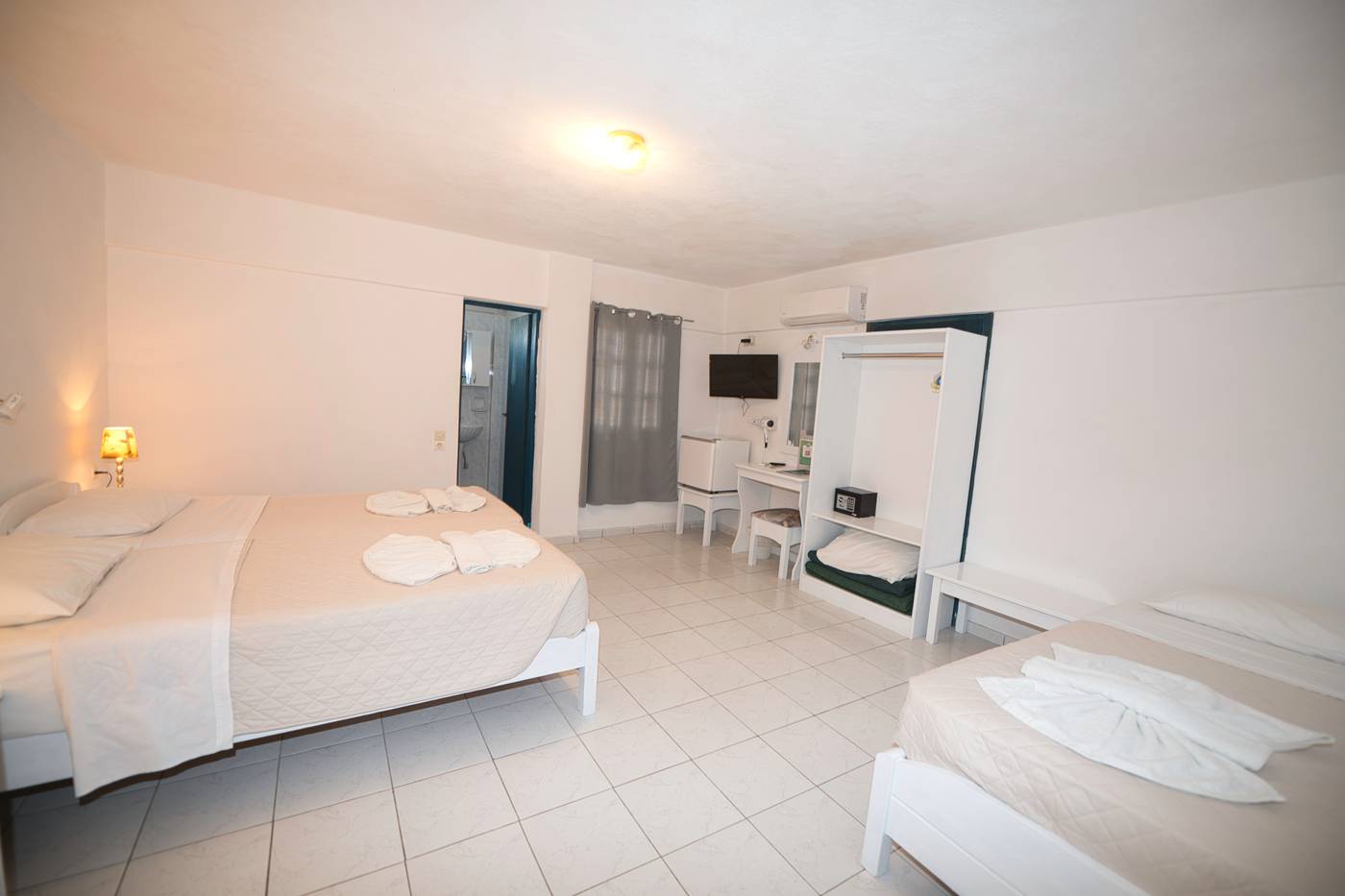 Caldera-View-Resort-Adults-only-18--Room-37