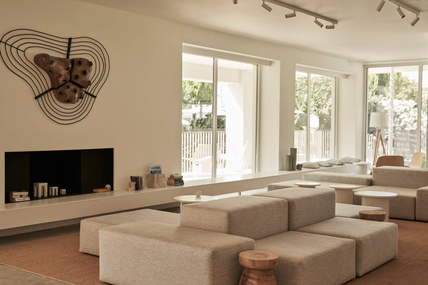 Radisson-Resort-Plaza-Skiathos-Lobby-63