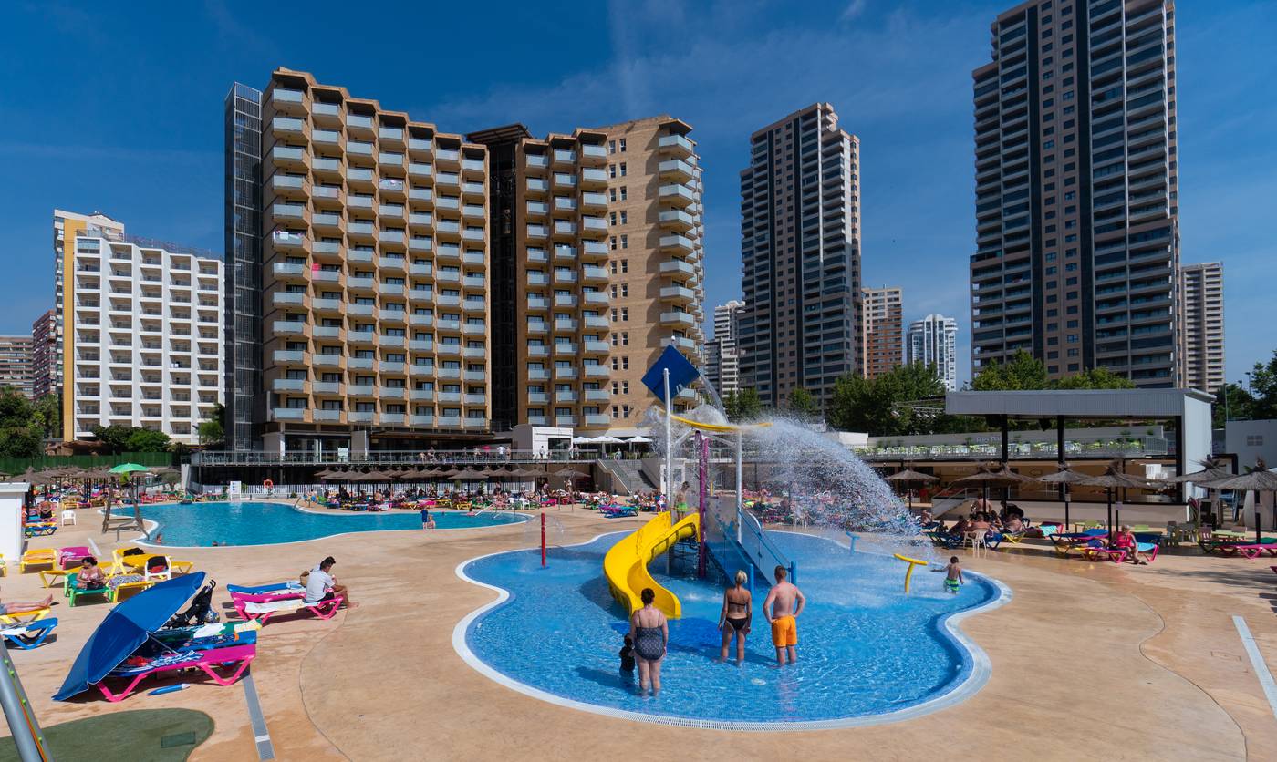 Medplaya-Rio-Park-Pool-2