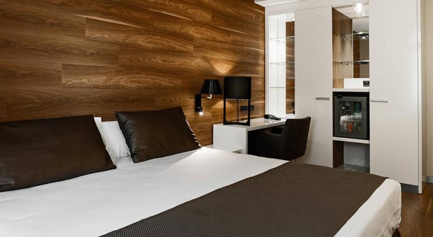 Catalonia-Puerta-del-Sol-Room-41