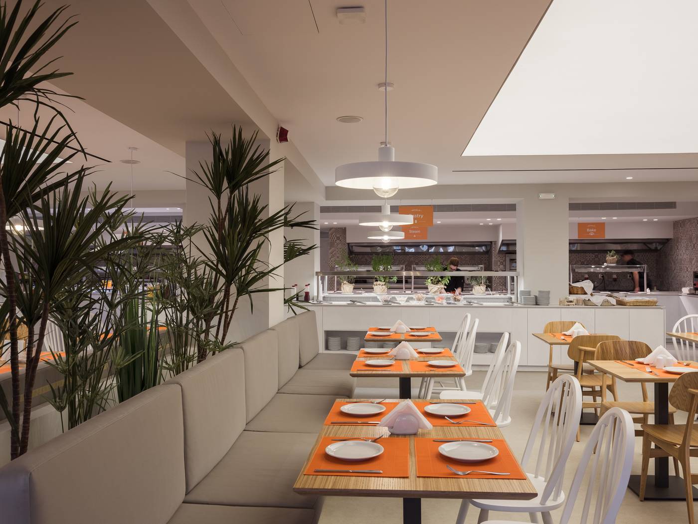 Tsilivi-Admiral-Restaurant-16