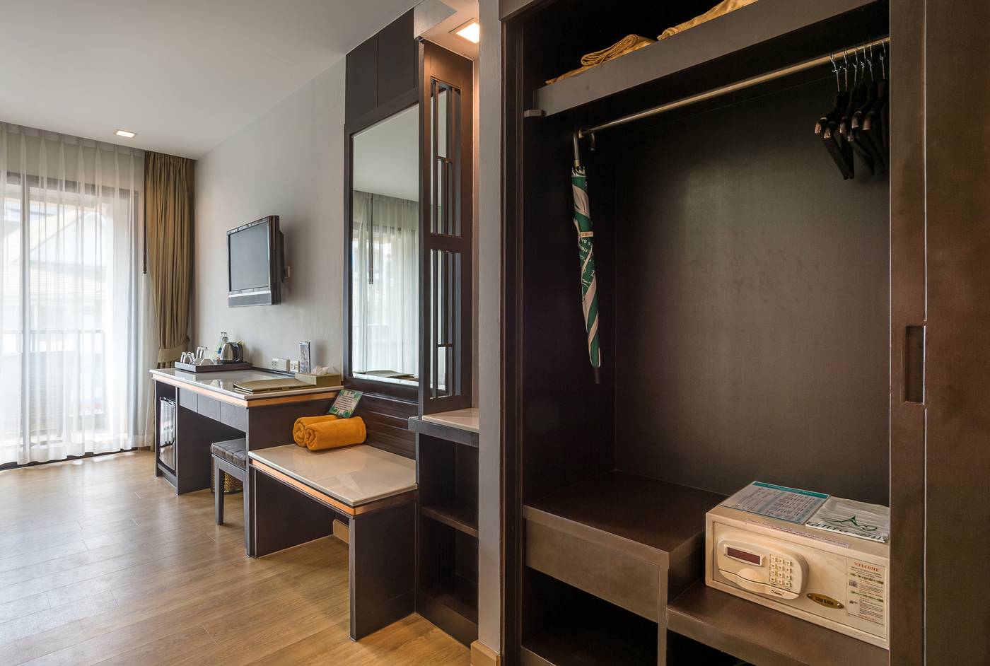 Ananta-Burin-Resort-Room-45