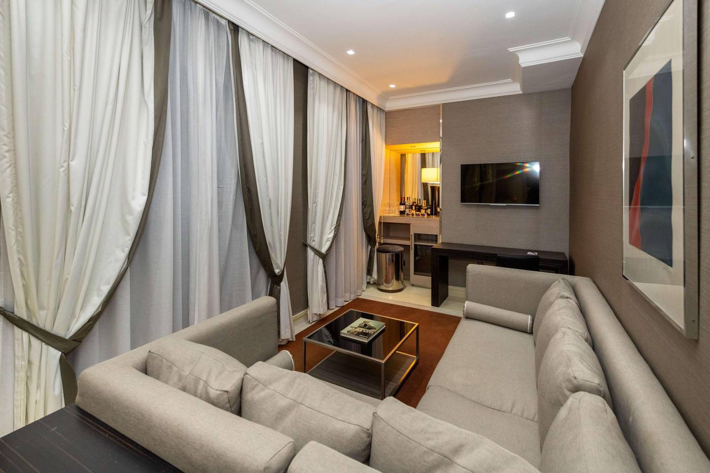 Radisson-Blu-Ghr-Hotel-Rome-Room-7