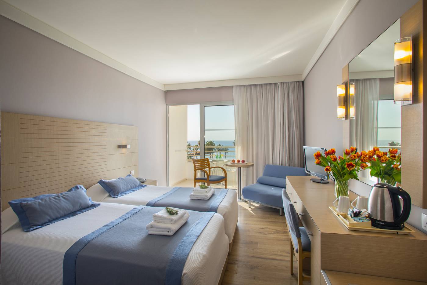 Louis-Ledra-Beach-Room-15