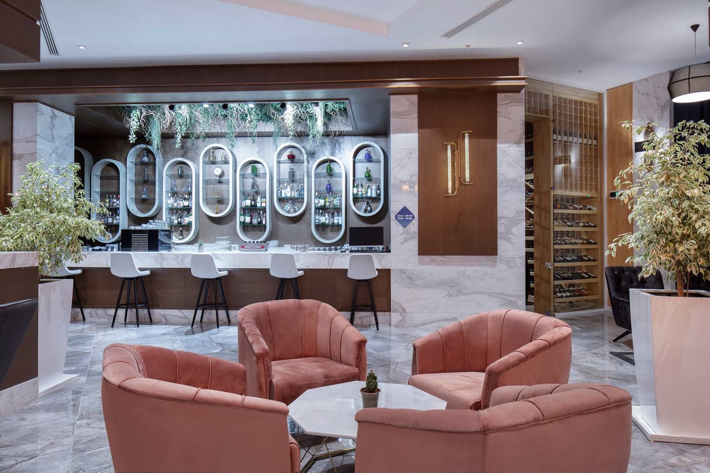 Nirvana-Cosmopolitan-Bar-45