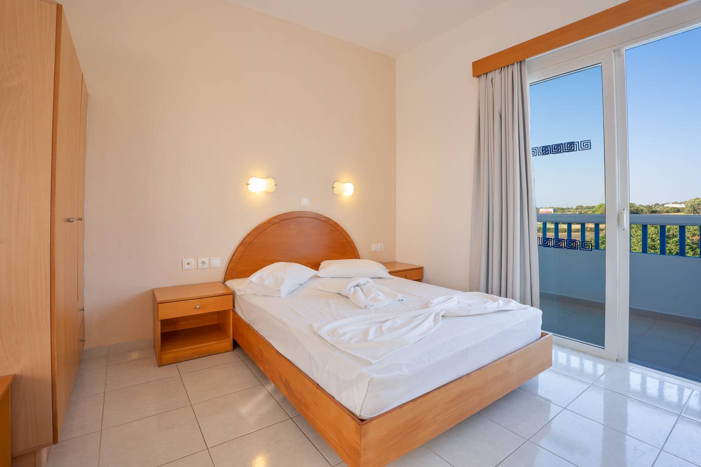 Sunlight-Studios-Room-11