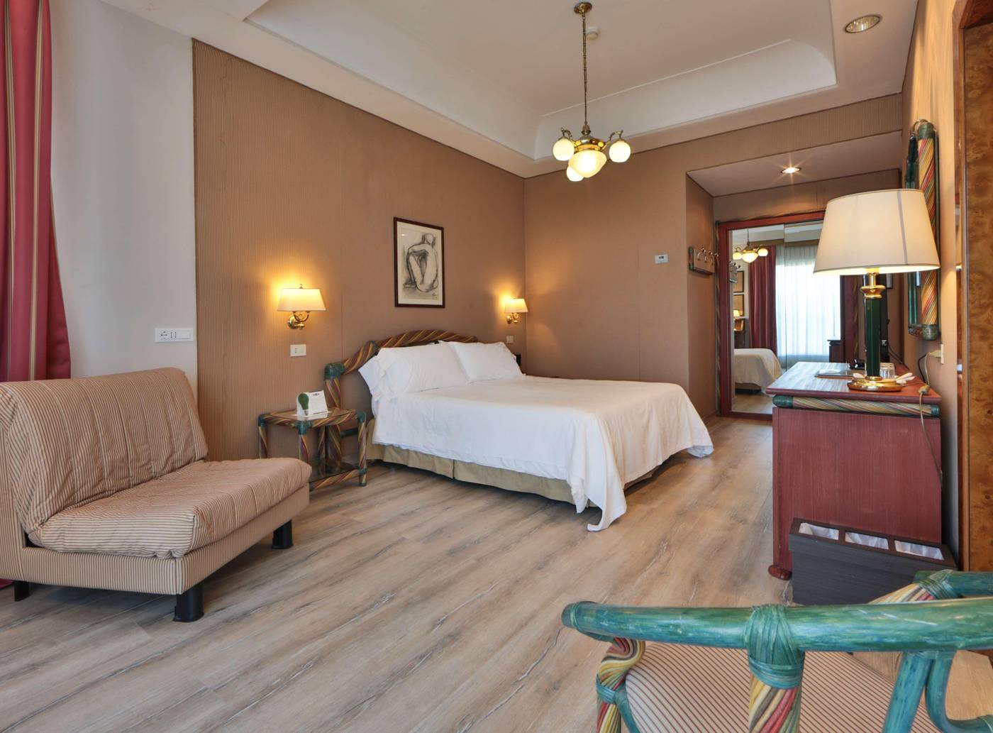 BEST-WESTERN-Hotel-Rivoli-Room-9