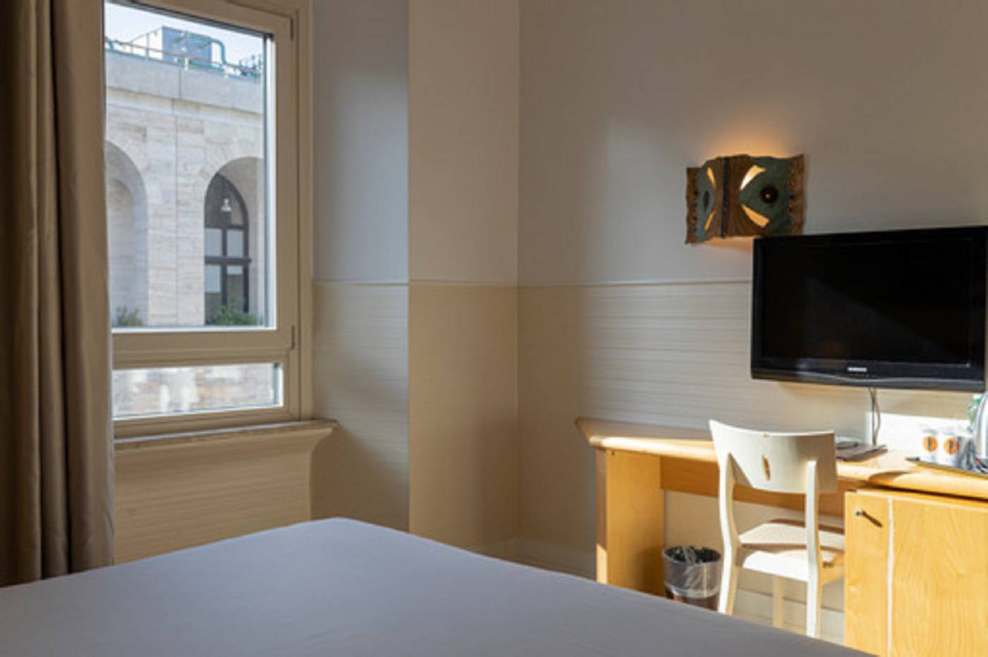 Hotel-Aphrodite-Room-19