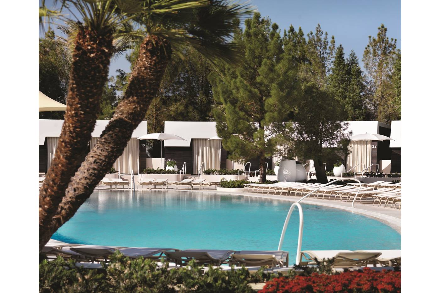 Aria-Resort---Casino-Pool-49