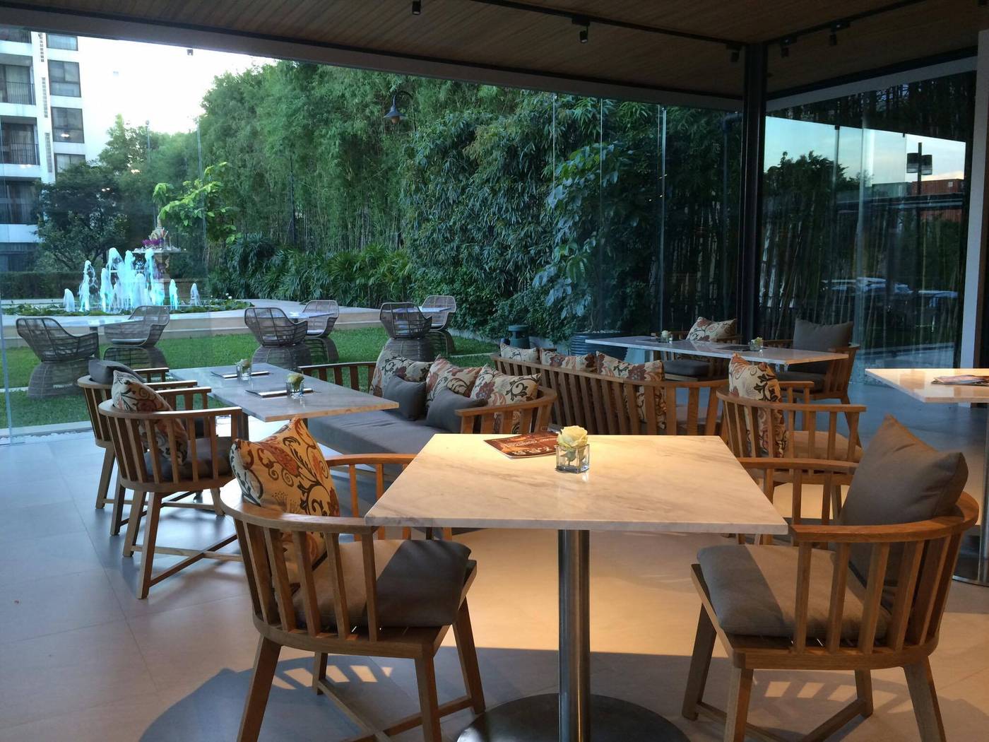 Bangna-Pride-Hotel---Residence-Bar-20