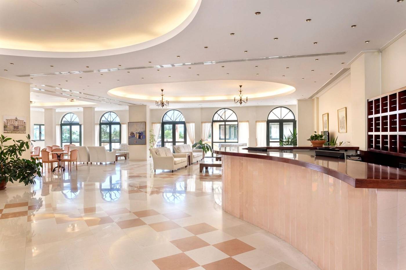 Century-Resort-Apartments-Lobby-74