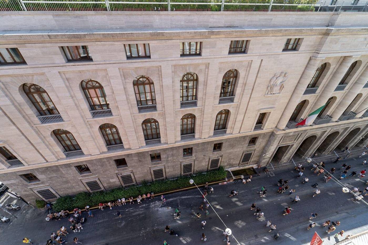 H. G. Boutique Toledo  Napoli Centro - Italy - NAPLES - General view - 9