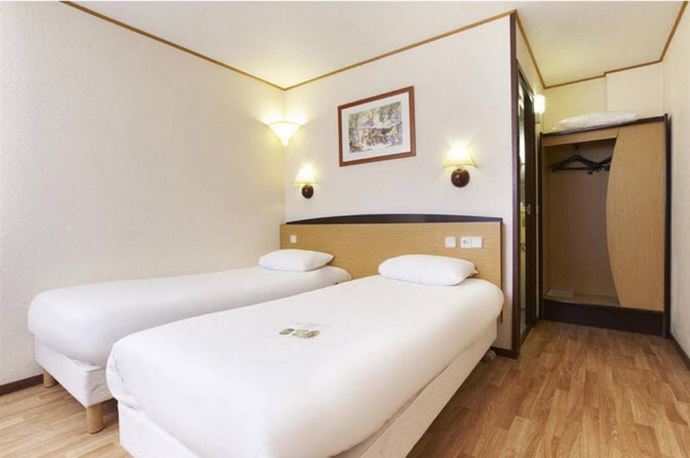 Campanile-Amsterdam-Room-30