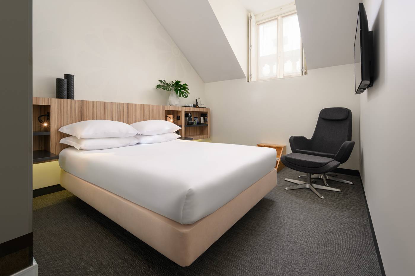 Inspira-Liberdade-Boutique-Hotel-Room-13