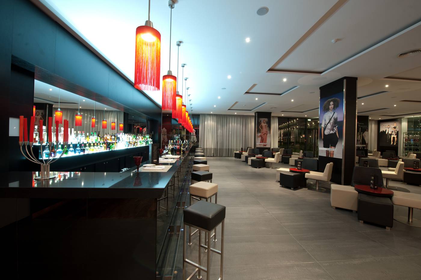 Vila-Gale-Lagos-Bar-23