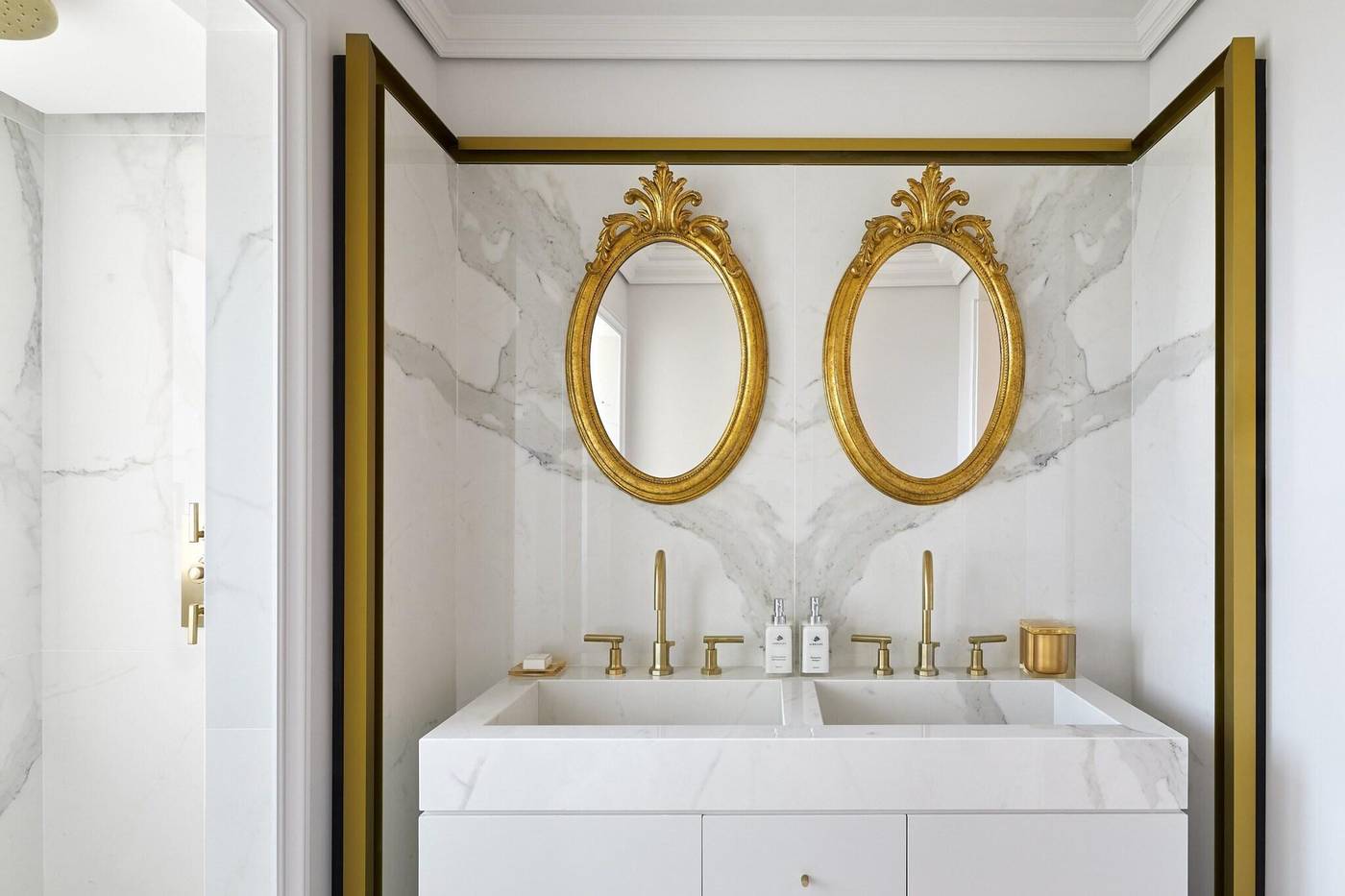 Chateau-de-la-Messardiere-Room-48