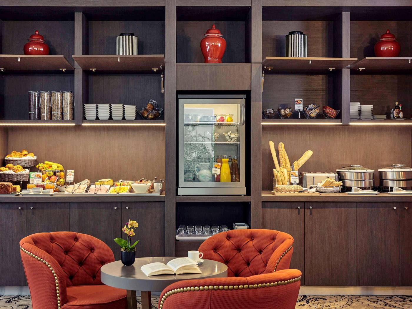 Hotel-Mercure-Paris-Tour-Eiffel-Grenelle-General-view-39