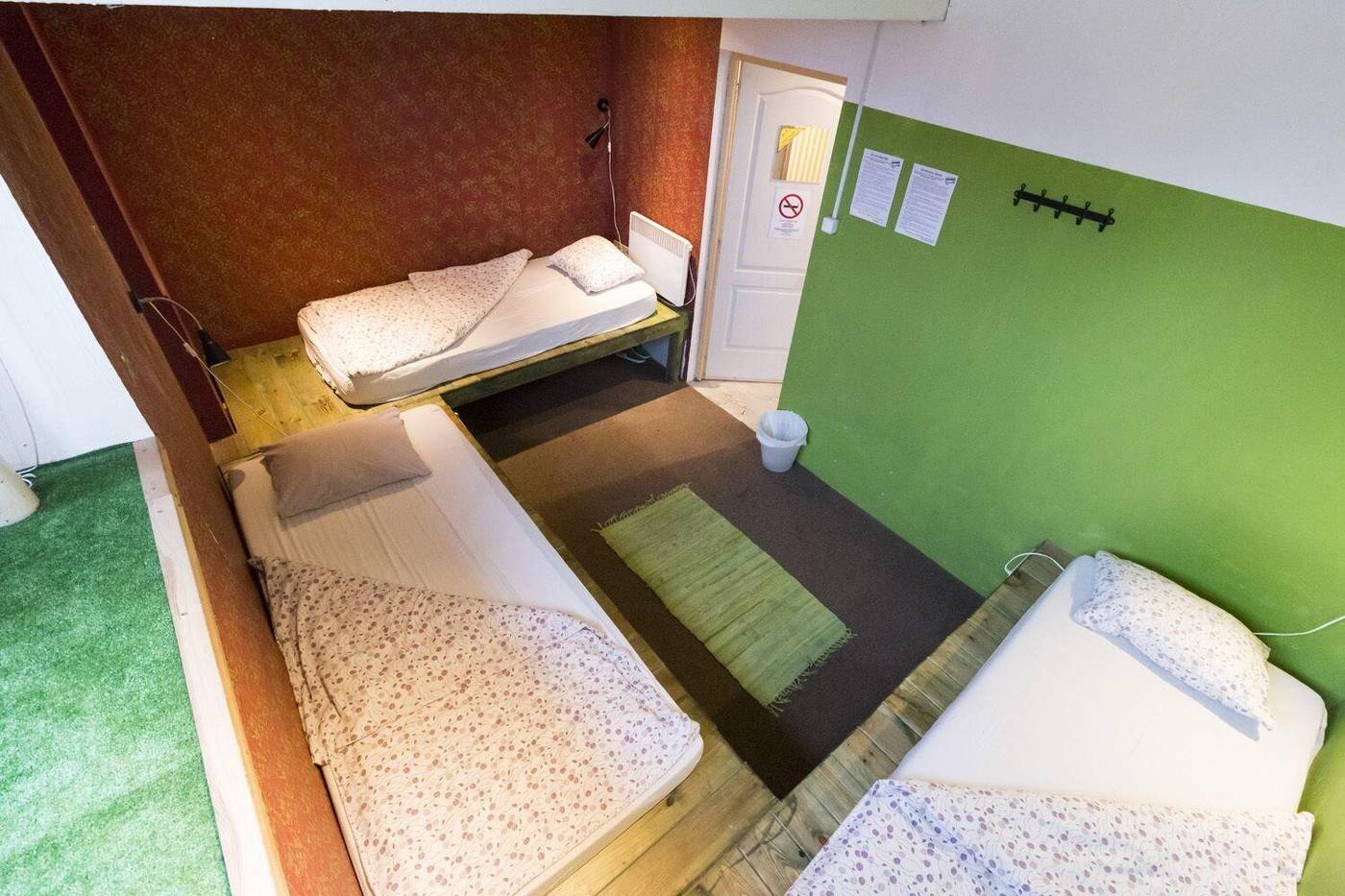 Baroque-Hostel-Budapest-Room-34