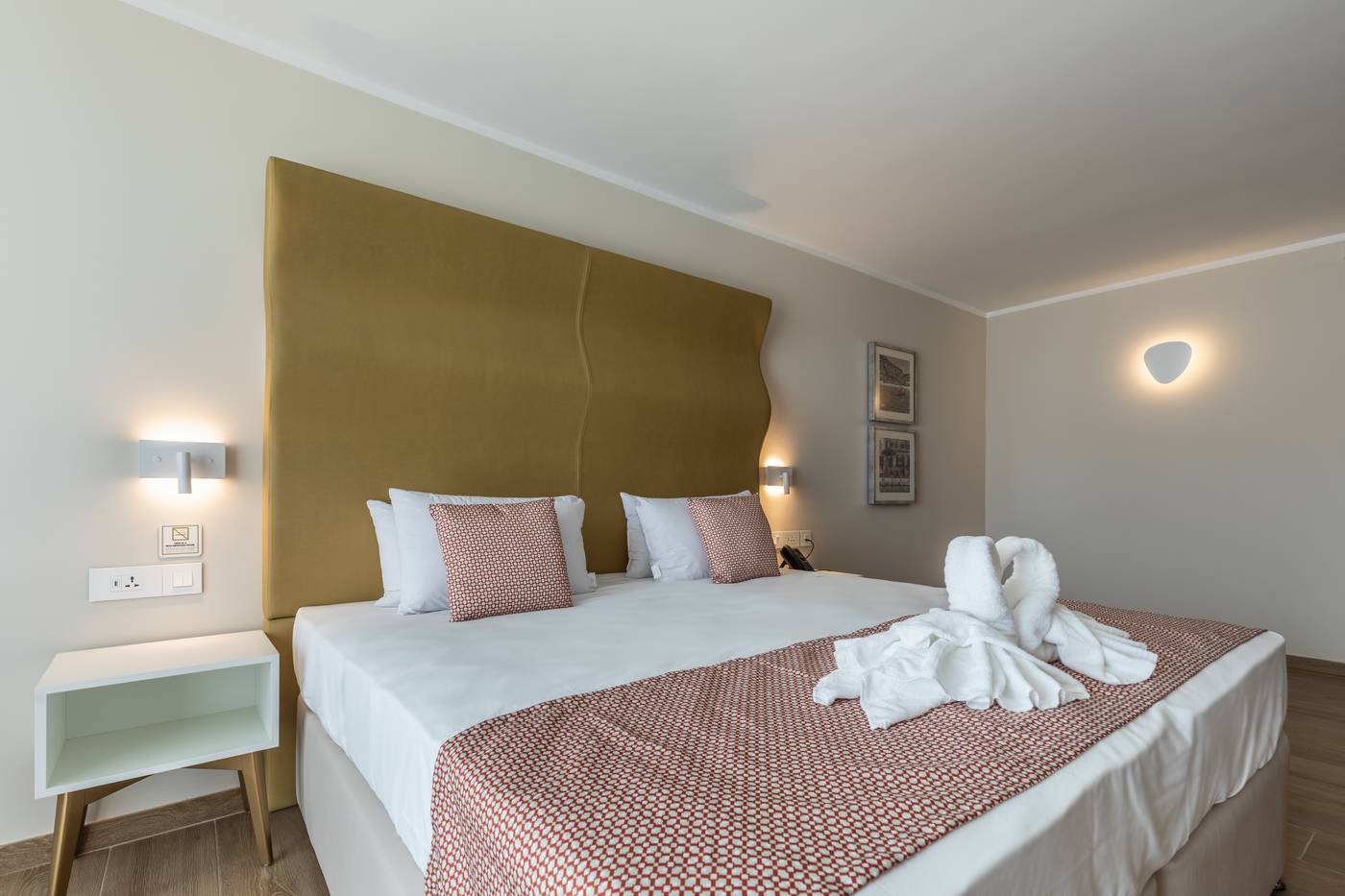 Seaview-Hotel---Adults-Only-16--Room-17