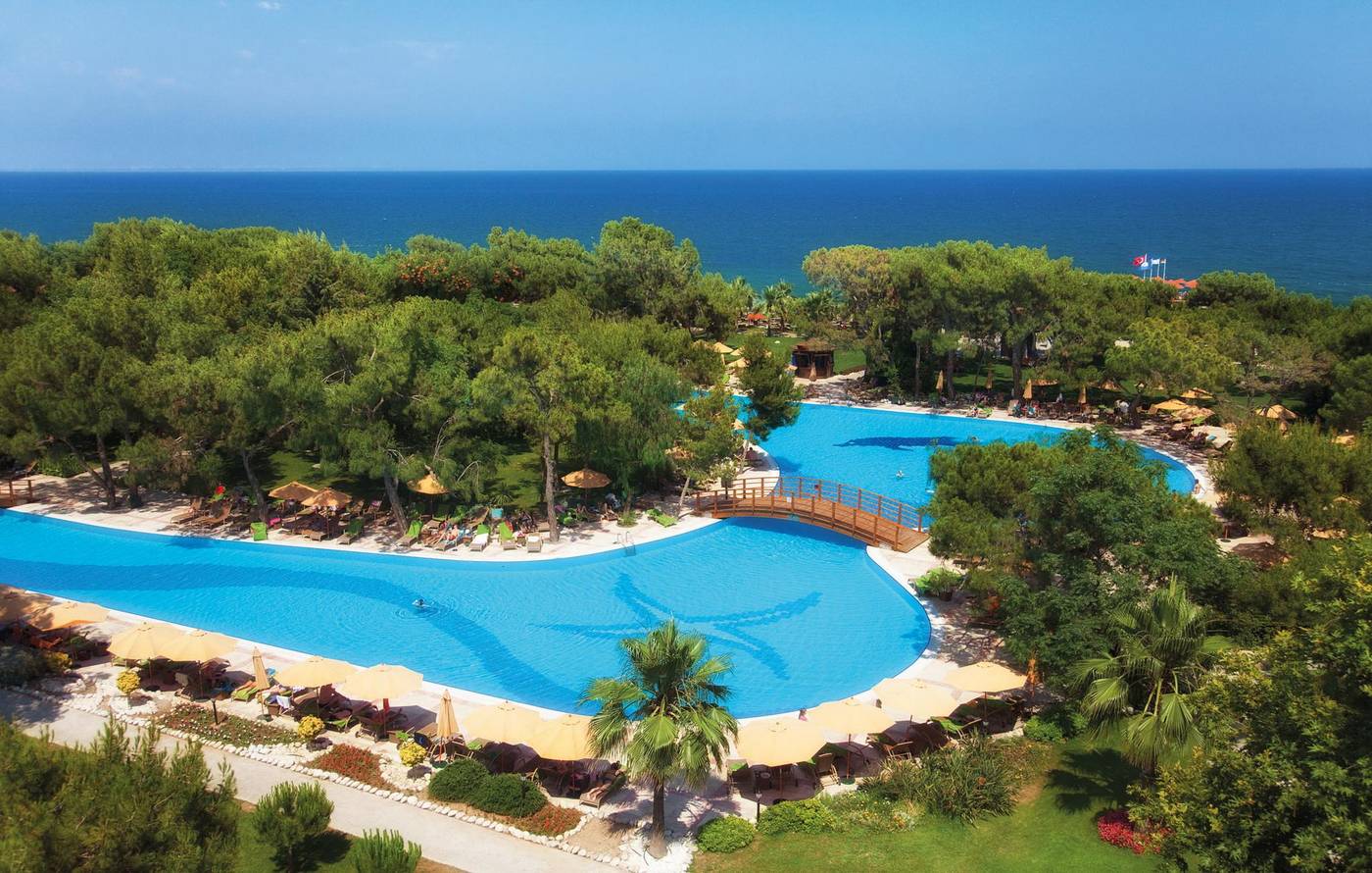 Akka-Antedon-Hotel-Pool-1